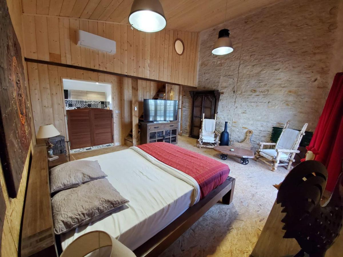 La Ferme De Fossillon Villa มาร็องส์ ภายนอก รูปภาพ